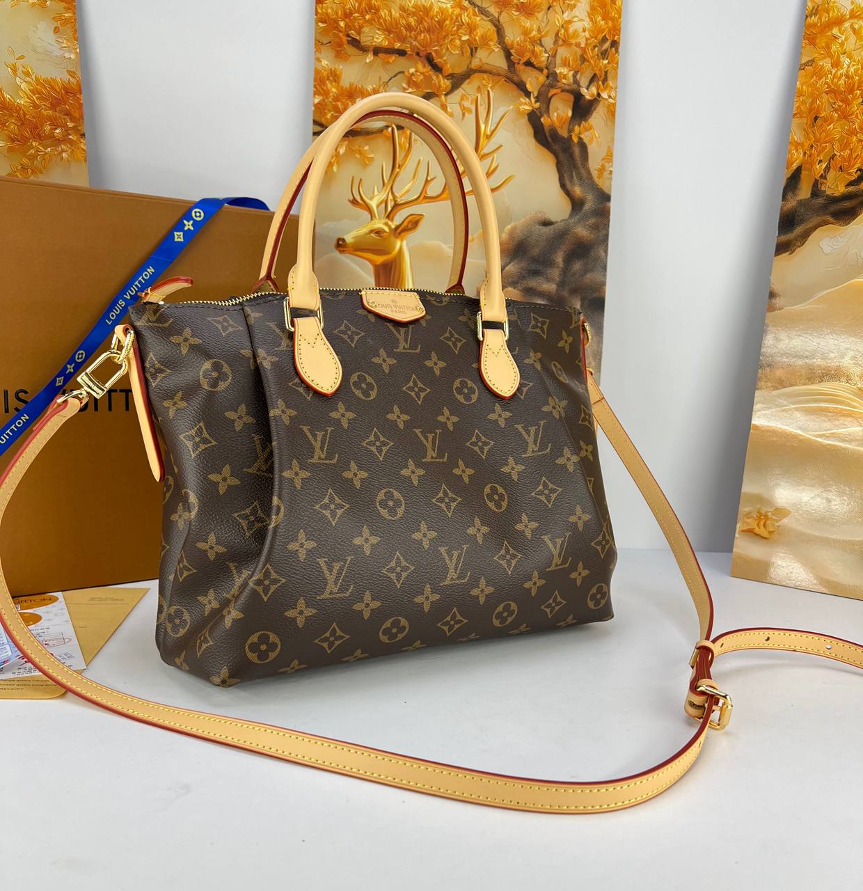 Louis Vuitton Rivoli MM – Classic Monogram