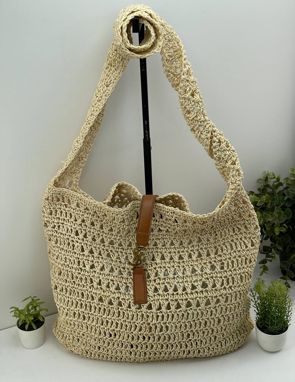 Chic Crochet Raffia Tote Bag with Leather Accent