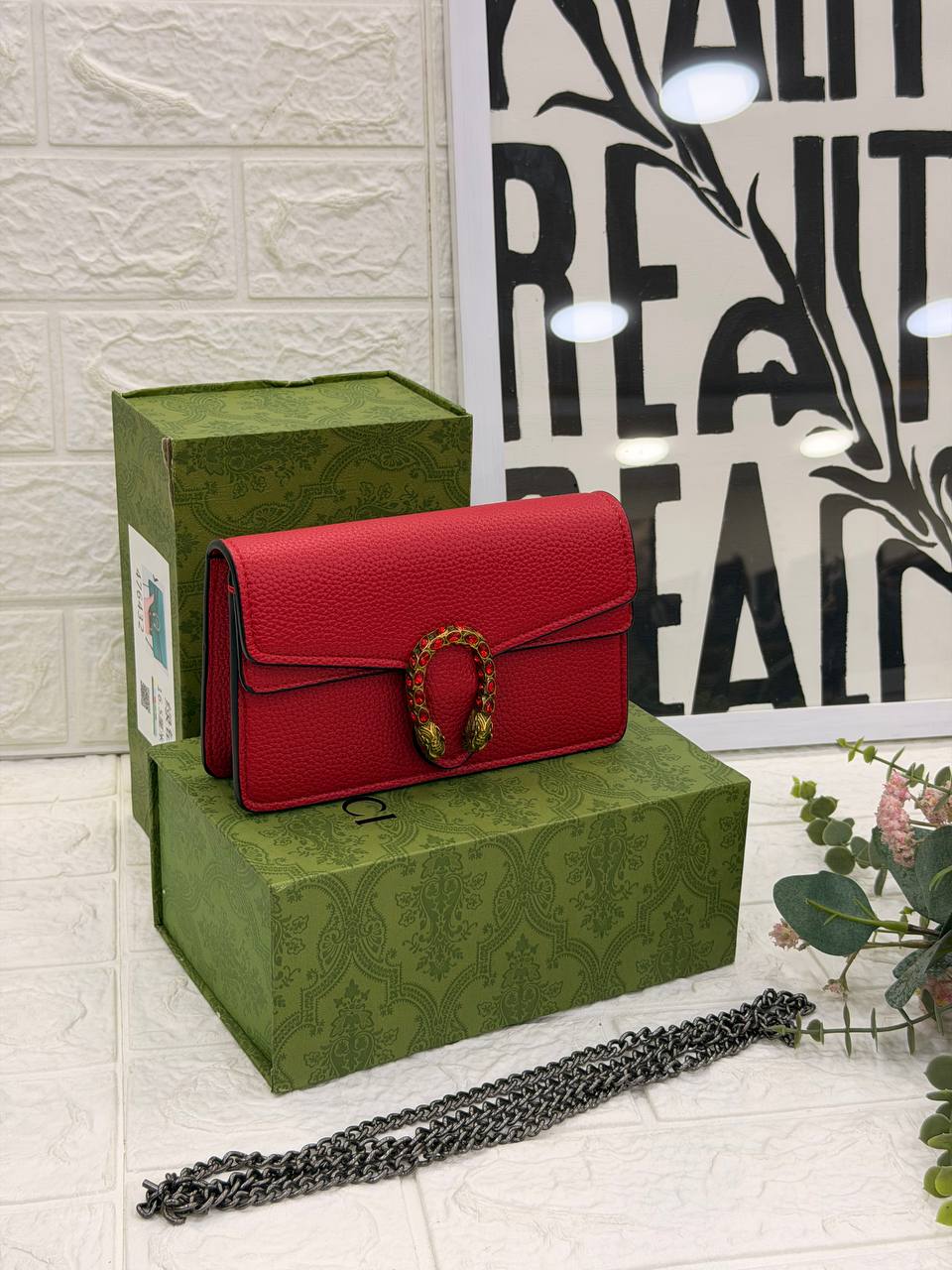 Dionysus Style Textured Leather