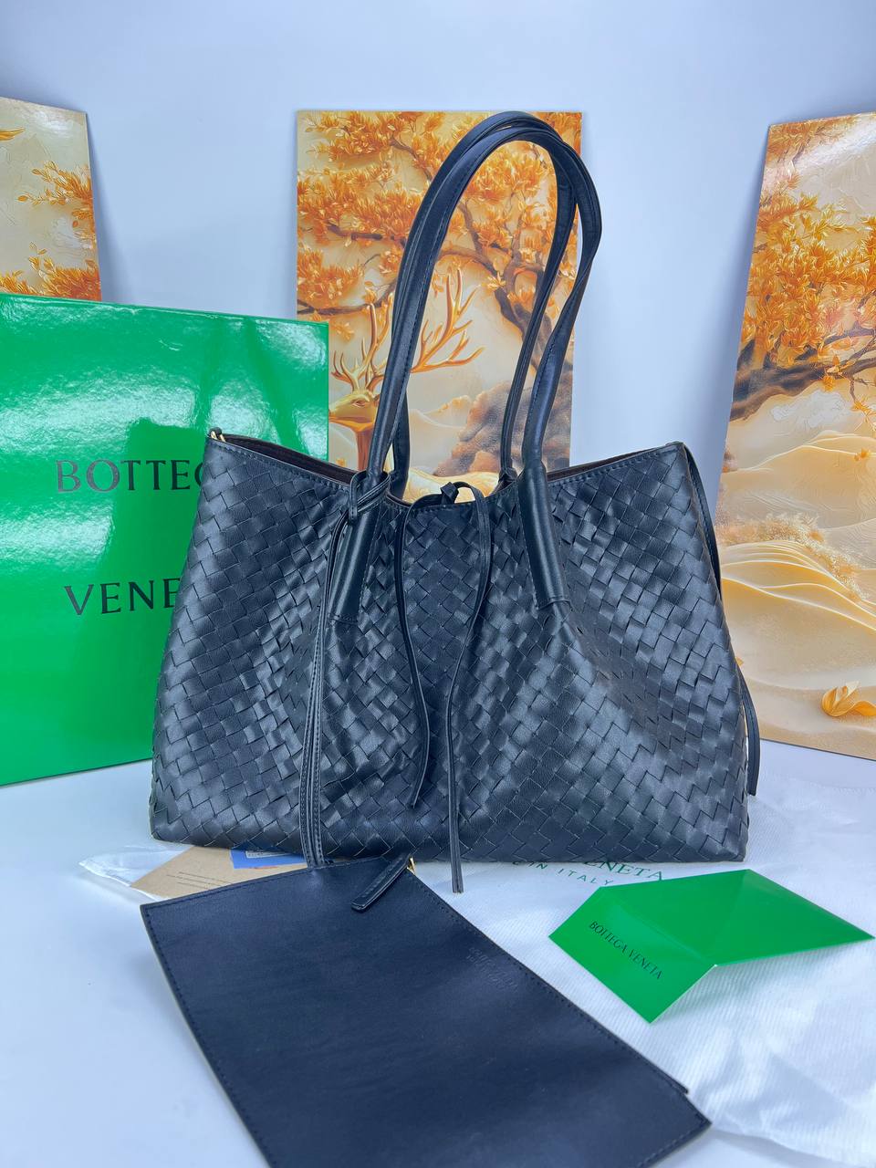 Bottega Knot Lock Fondant Bag