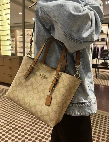 COACH Mollie Tote 25 in Signature Canvas
