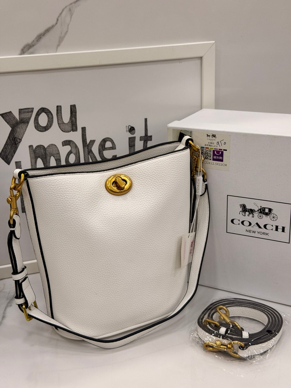 COACH Willow Bucket Bag in Pebble Leather