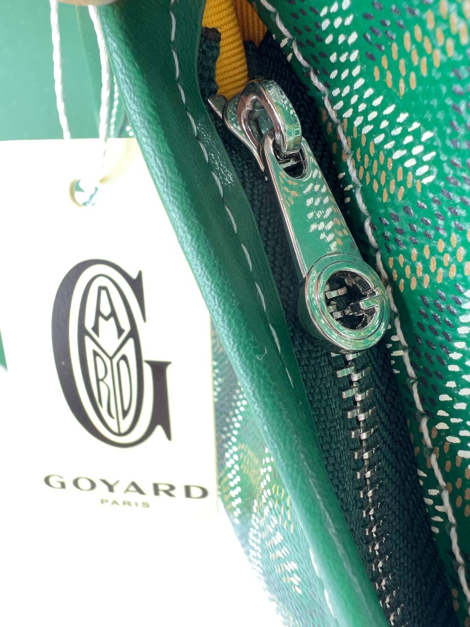 Jouvenet Pouch GM (Goyardine Canvas) unisex