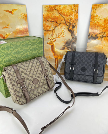 Gucci GG Supreme Messenger Bag with Interlocking G Patch - unisex