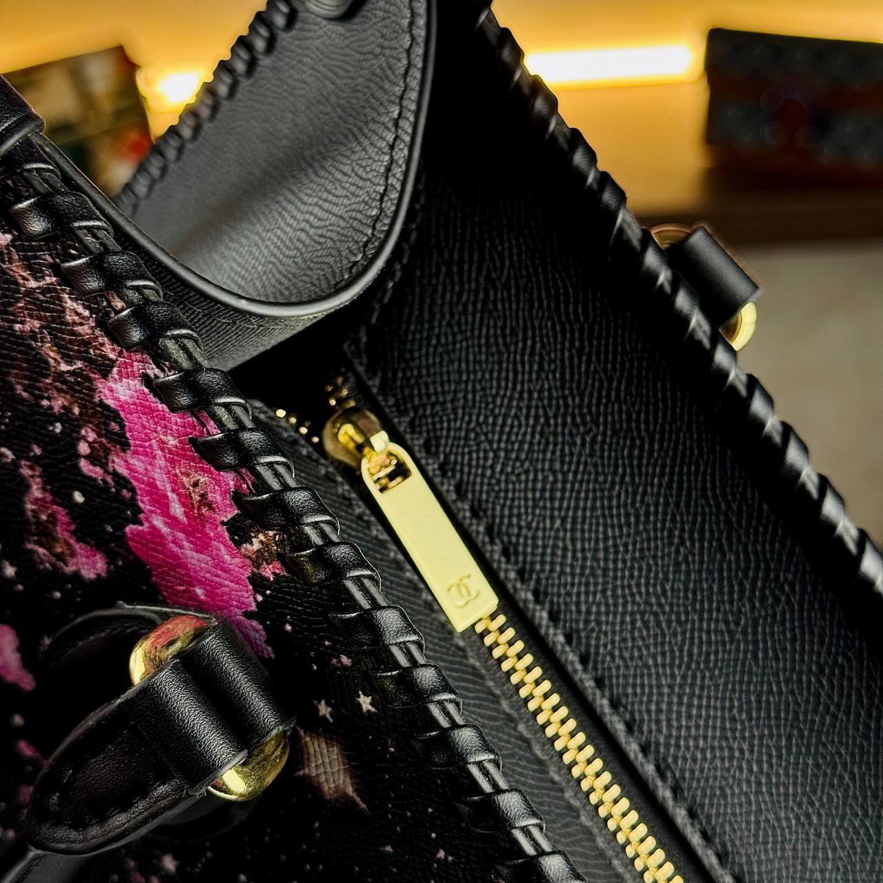 Gucci Special Edition Tote Bag Series