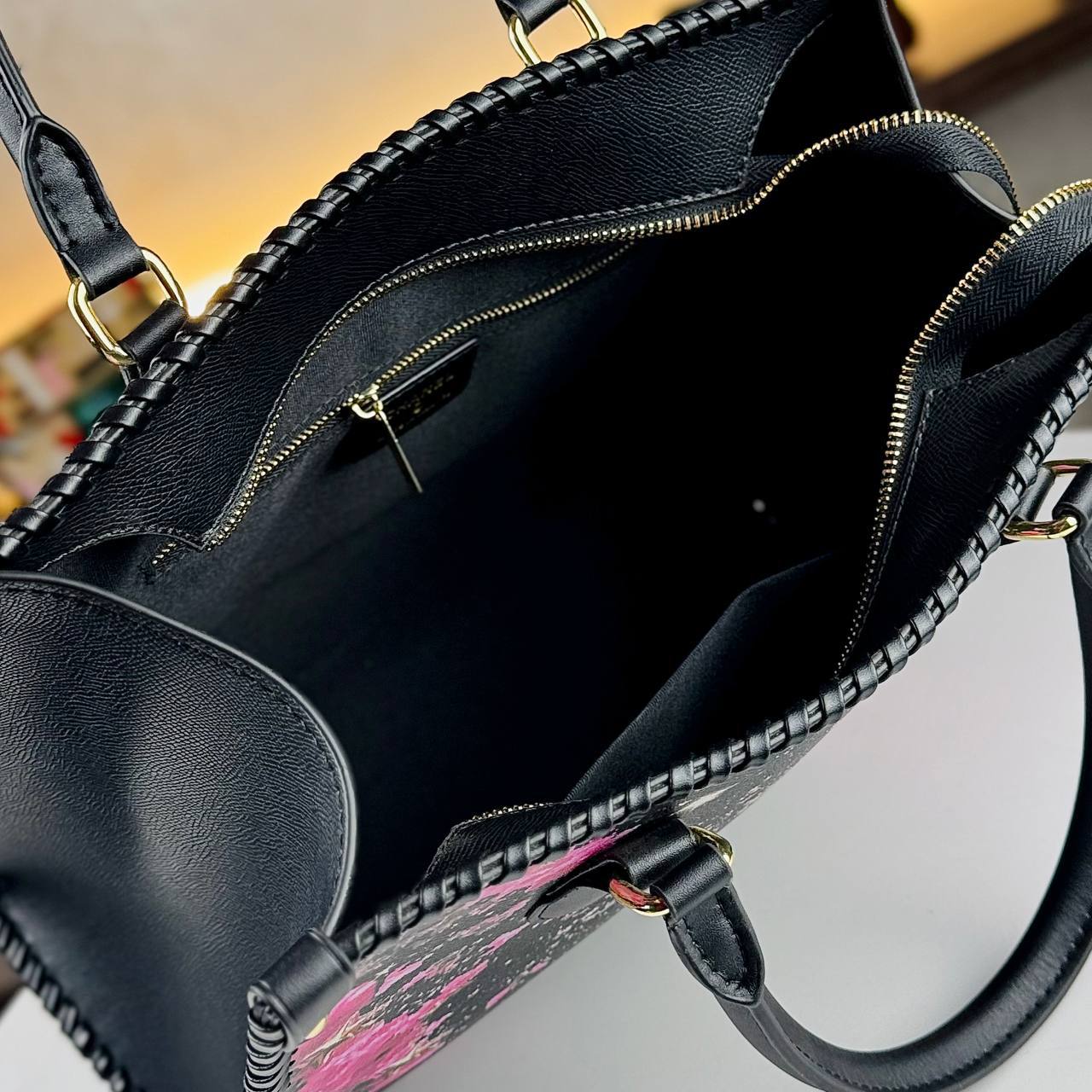 Gucci Special Edition Tote Bag Series