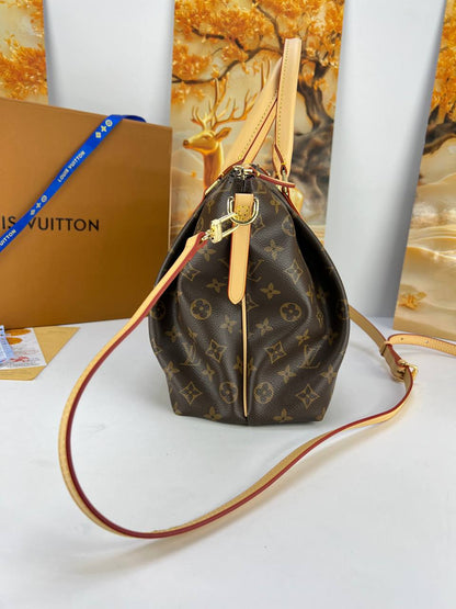 Louis Vuitton Rivoli MM – Classic Monogram