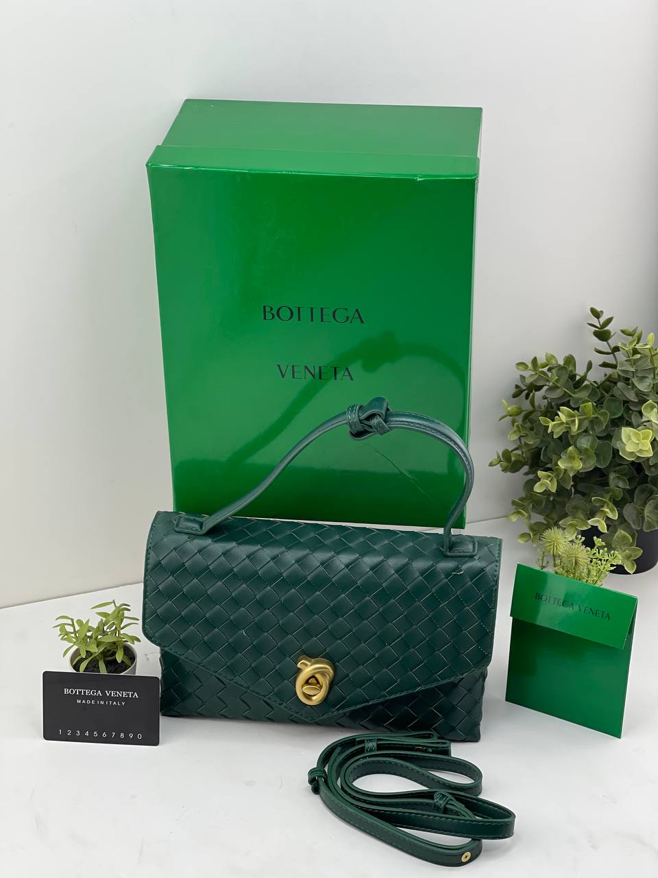 Bottega Knot Lock Fondant Bag