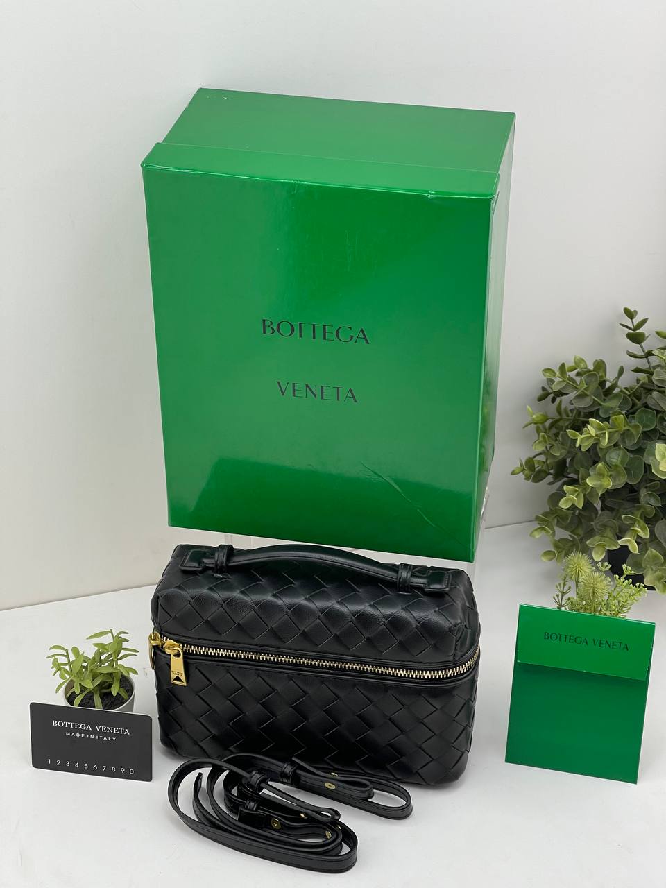 Bottega Veneta Intrecciato Leather Vanity Case Bag