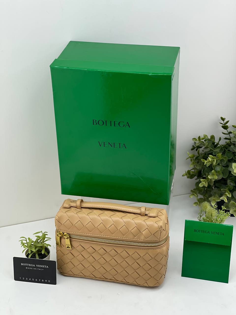 Bottega Veneta Intrecciato Leather Vanity Case Bag