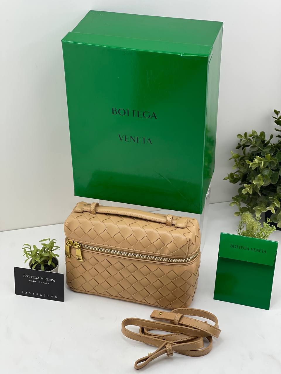Bottega Veneta Intrecciato Leather Vanity Case Bag