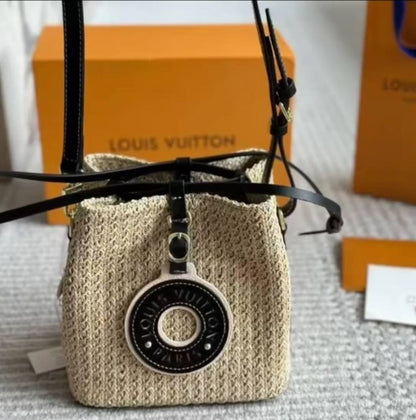 Louis Vuitton NeoNoe Bucket Bag (Raffia Style)