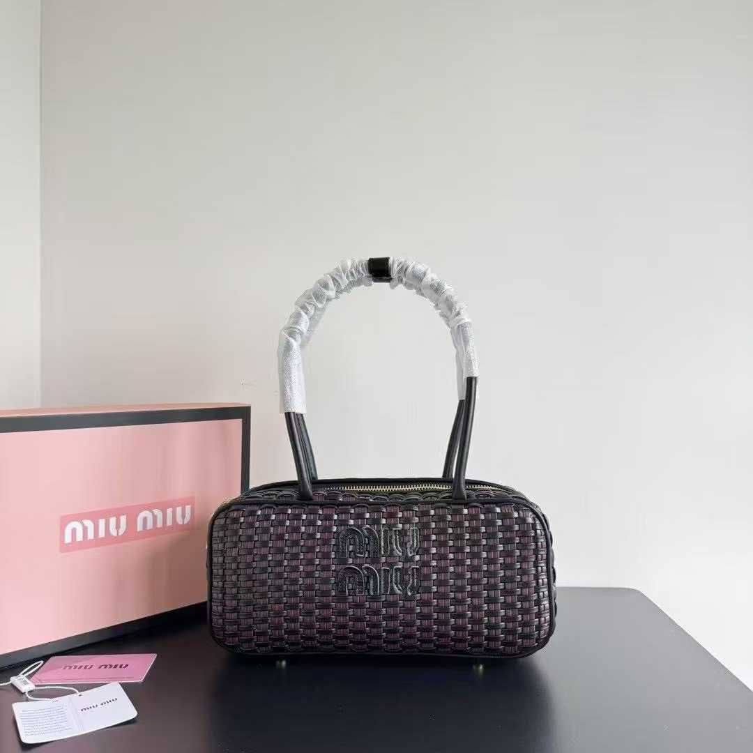 Miu Miu Arcadie