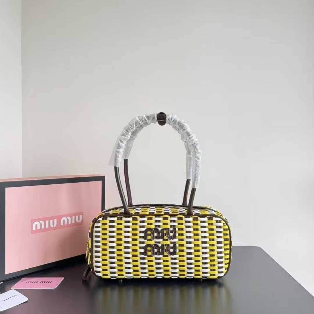 Miu Miu Arcadie