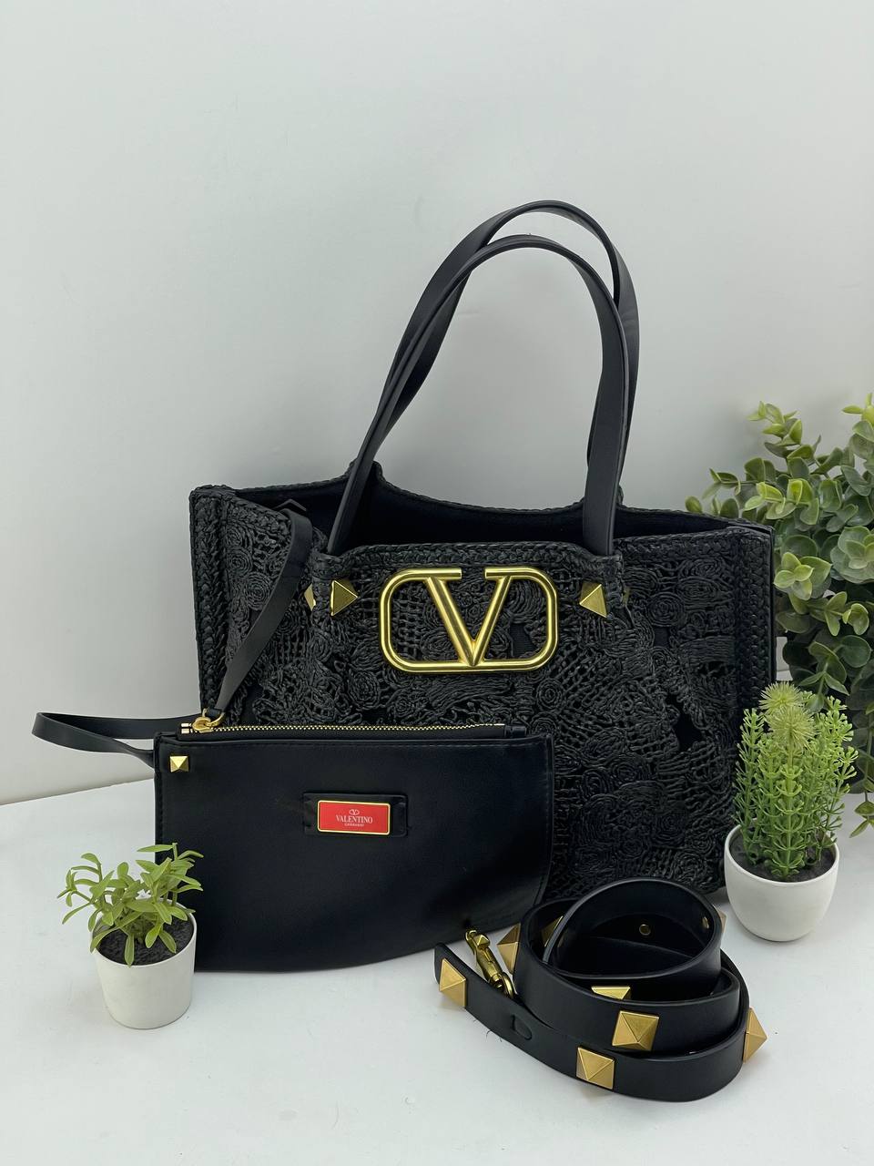 Valentino crochet straw woven pattern