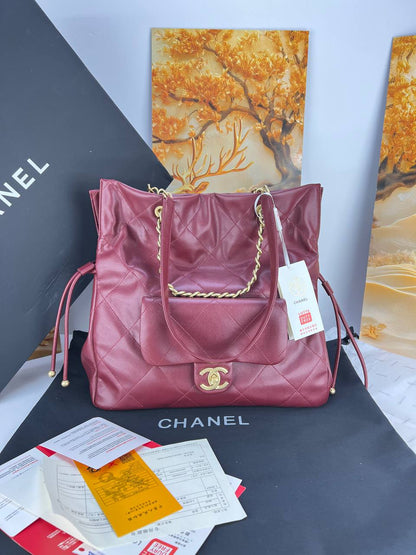 Chanel 22 Large Tote Bag with Flap Pouch