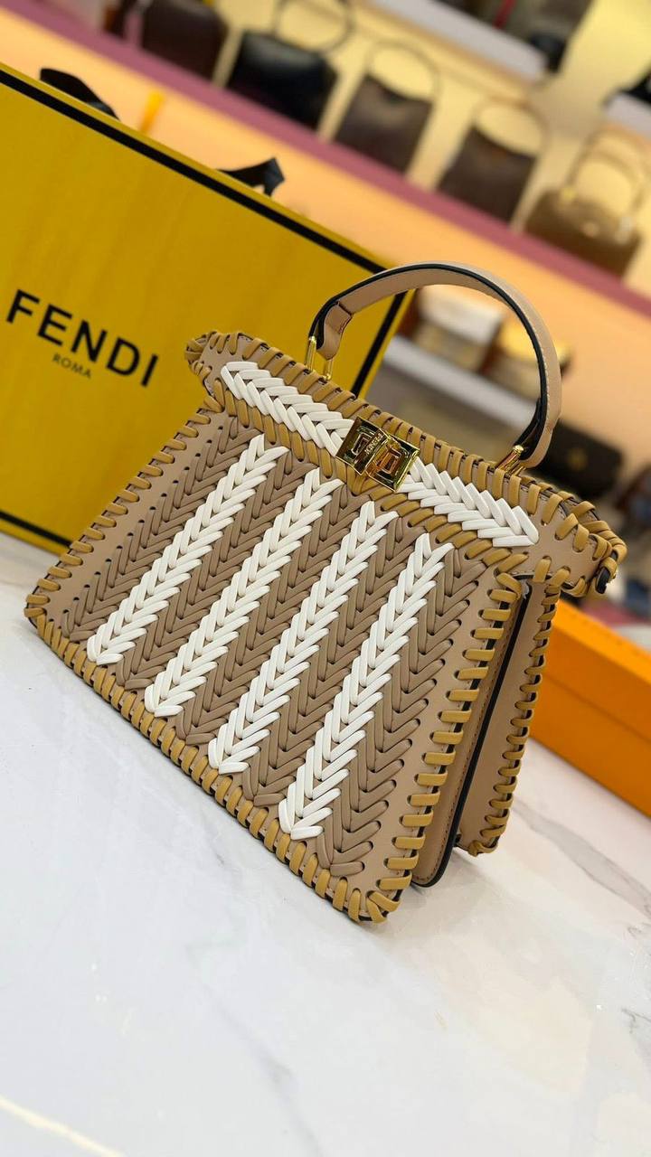 Fendi Peekaboo ISeeU Interlace Medium Bag