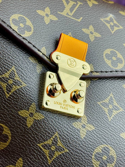 Louis Vuitton Pochette Métis