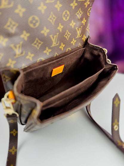 Louis Vuitton Pochette Métis