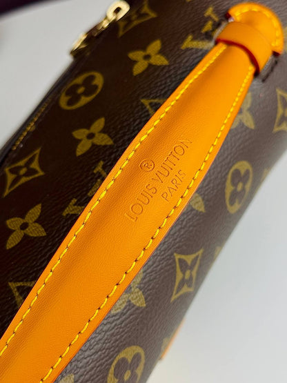 Louis Vuitton Pochette Métis