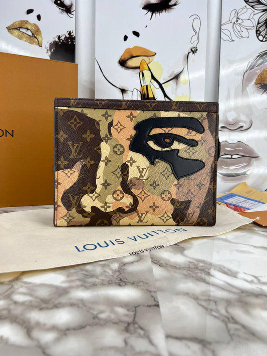 Louis Vuitton Poche Toilette / Toiletry Pouch