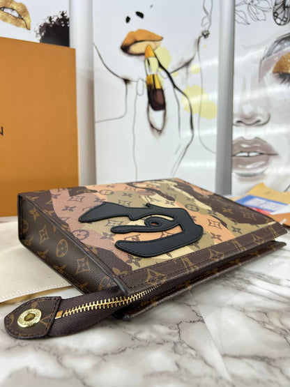 Louis Vuitton Poche Toilette / Toiletry Pouch