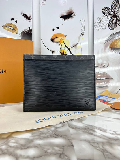 Louis Vuitton Poche Toilette / Toiletry Pouch
