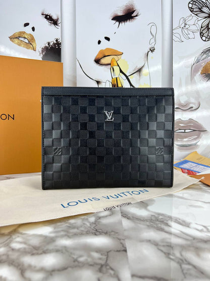 Louis Vuitton Poche Toilette / Toiletry Pouch