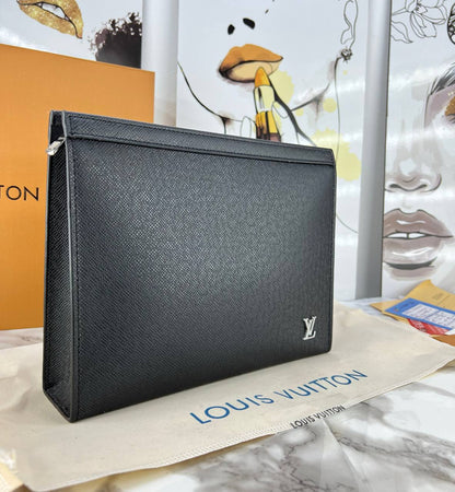 Louis Vuitton Poche Toilette / Toiletry Pouch