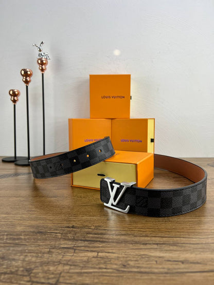 Louis Vuitton Initiales Leather Belt