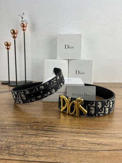Dior Oblique Belt with Stylized "Dior" Buckle