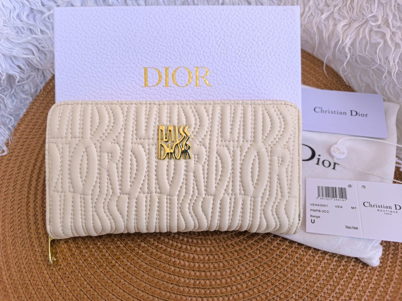 Dior Caro Voyageur Wallet & CD Diamond Wallet Collection