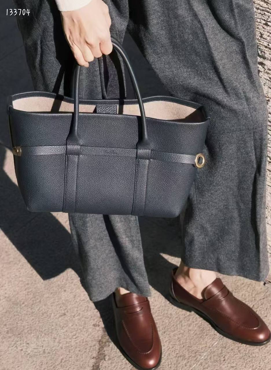 loropiana The Luxe Grained Leather Tote