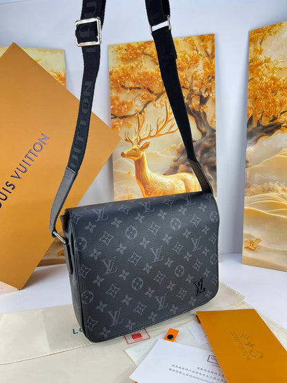 Louis Vuitton Signature Flap Messenger Bag