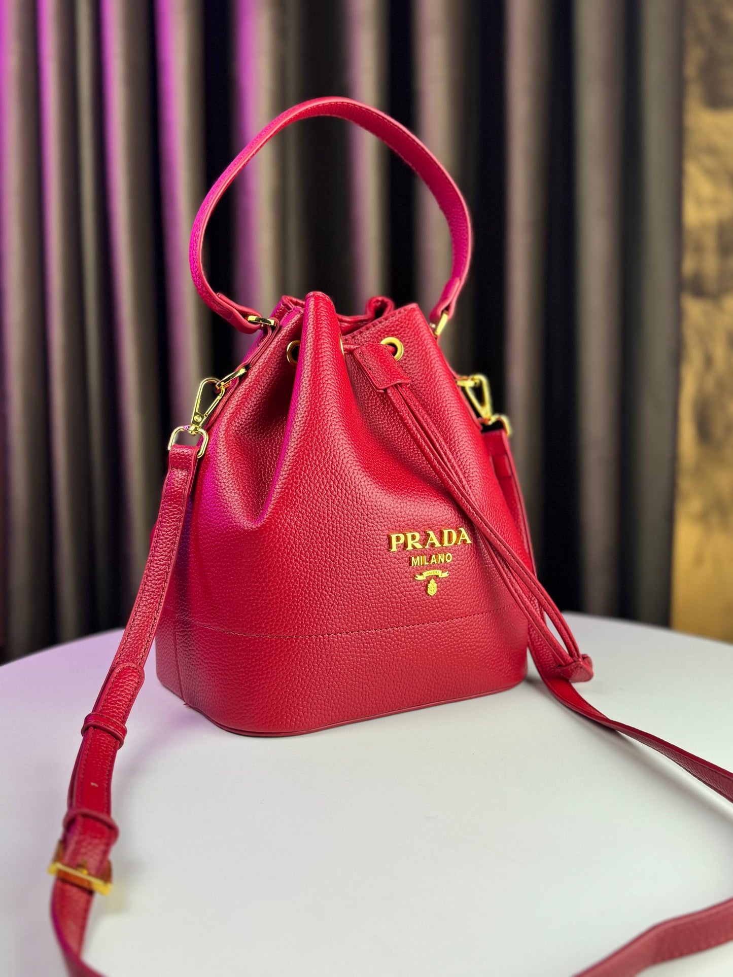 Prada👜 Bucket Bag