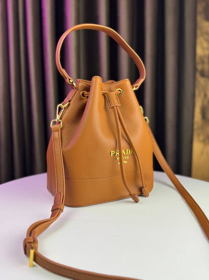 Prada👜 Bucket Bag