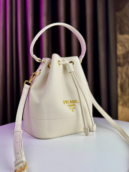 Prada👜 Bucket Bag