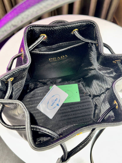 Prada👜 Bucket Bag
