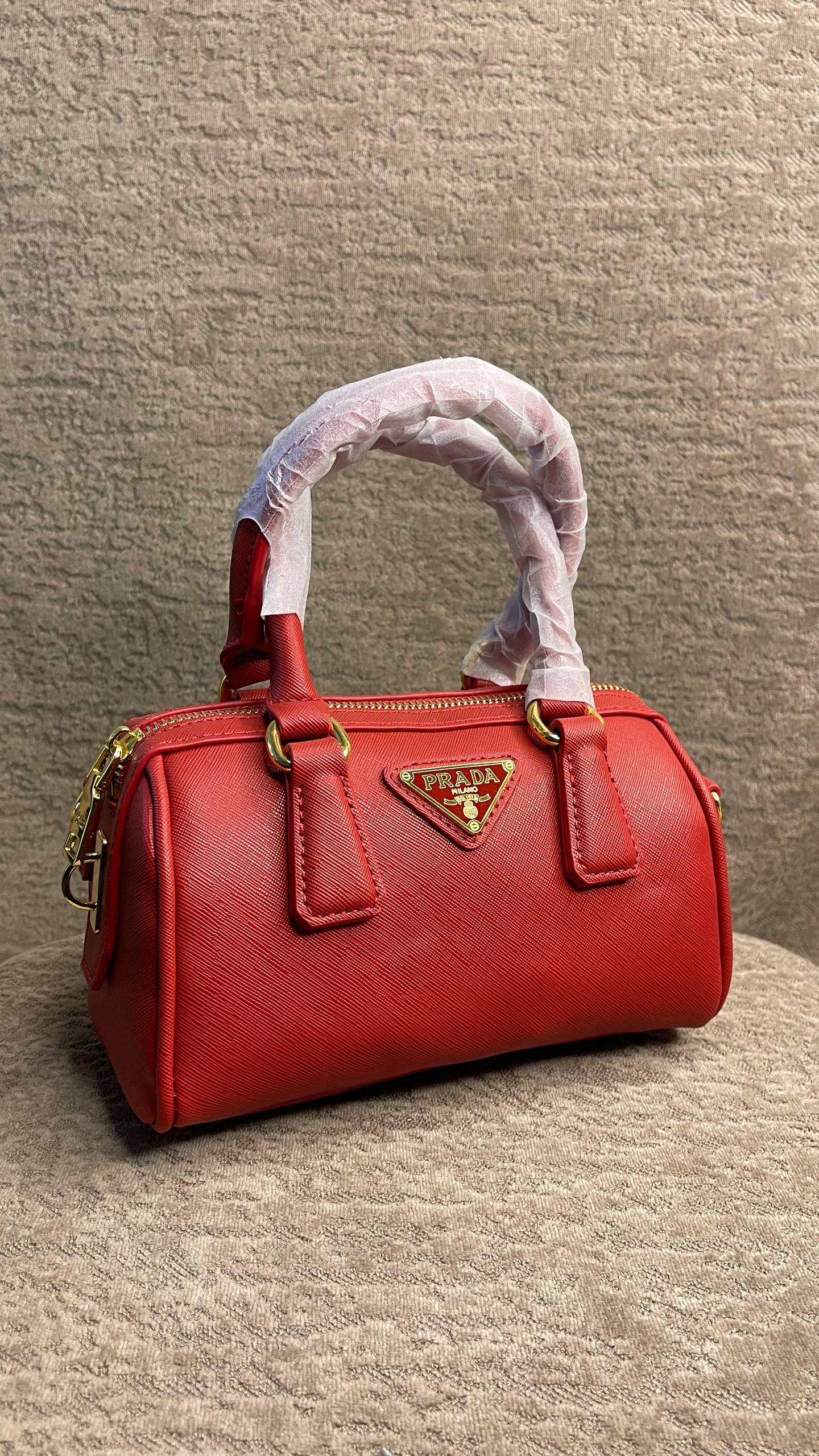 Elegant  Saffiano Leather Handbag