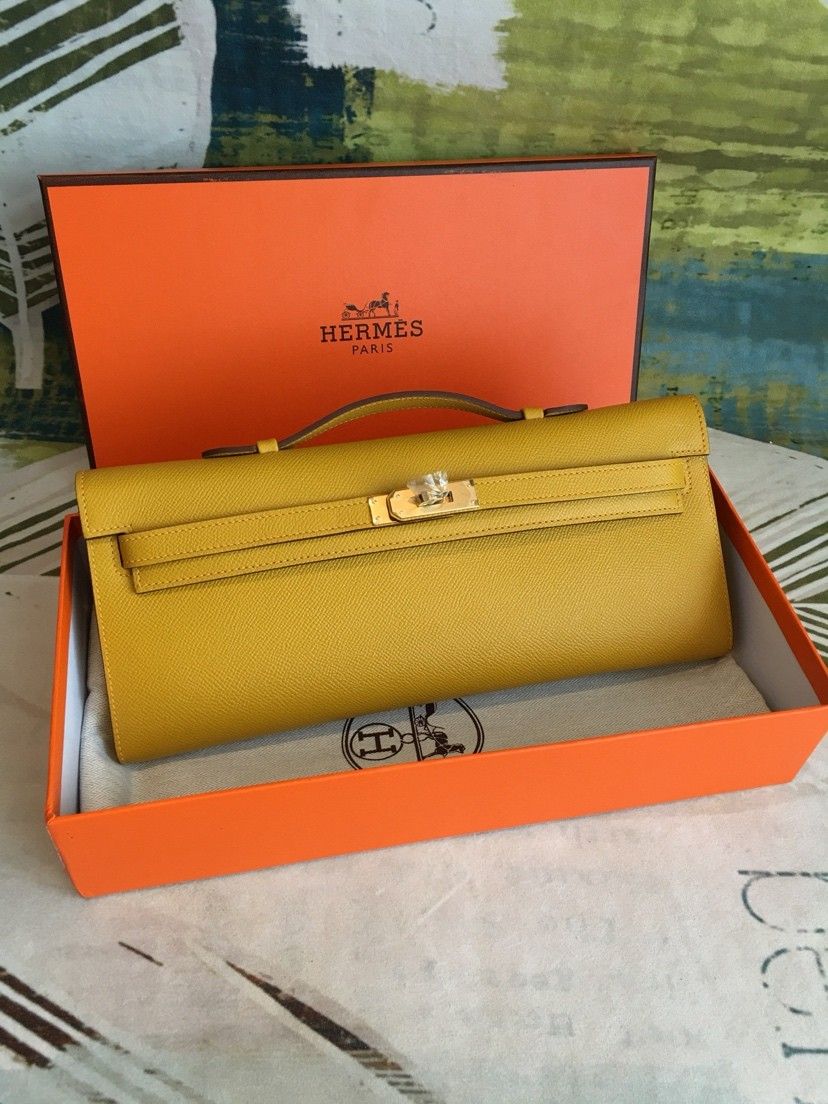 Hermès Kelly Cut Clutch Bag in Epsom Leather
