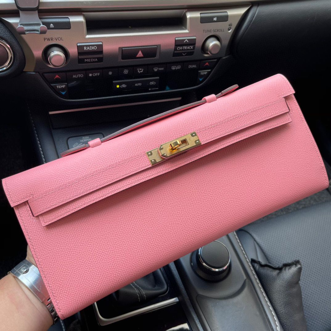 Hermès Kelly Cut Clutch Bag in Epsom Leather