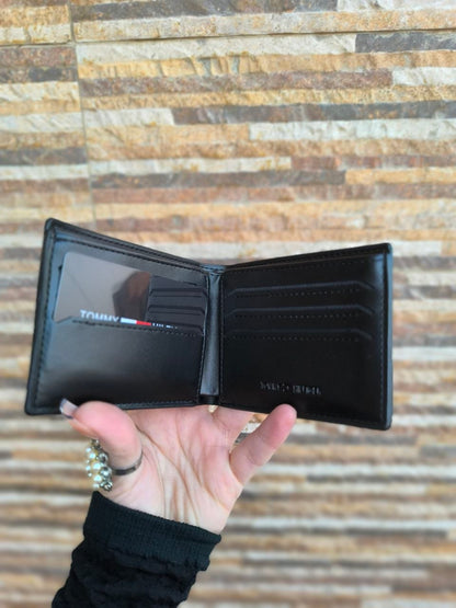Tommy Hilfiger Classic Leather Passcase Bifold Wallet