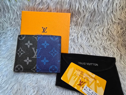 Luxury Men's Bi-fold Wallet - Two-Tone Monogram Design