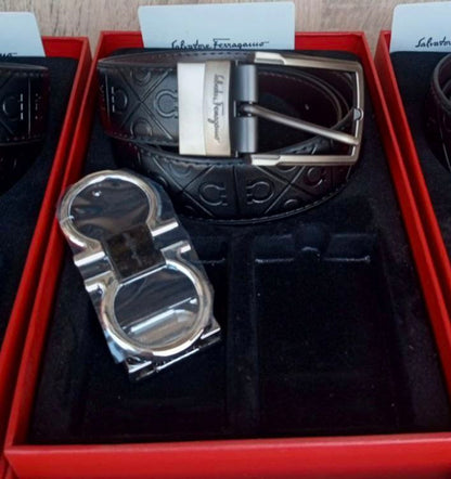 Luxury Men's Leather Belt Gift Set with Interchangeable Buckles