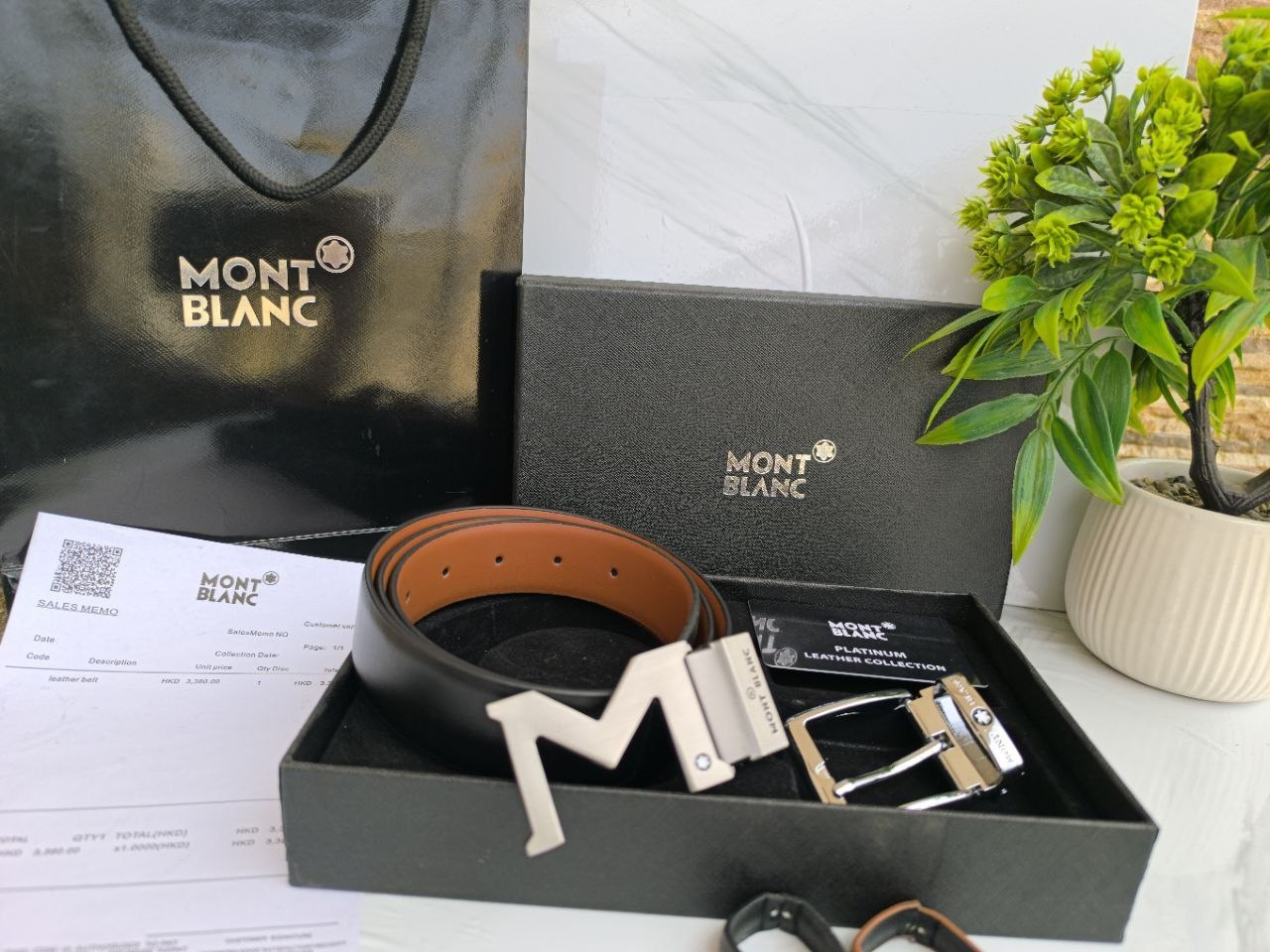 Montblanc Reversible Leather Belt Set with Interchangeable Buckles